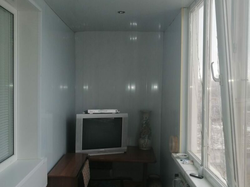 Продаётся 2х комнатная квартира с ремонтом в п. Новокумском
