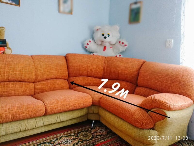 Продаю диван с креслом
