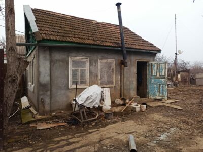 Продаю домик рядом с центром с. Краснокумского